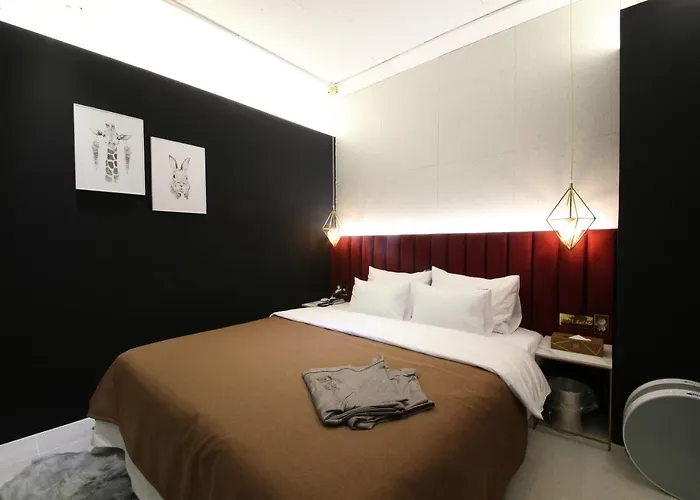 汽车旅馆 Den Basta Bifc 3*