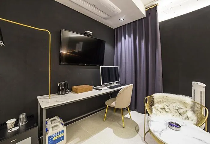 Den Basta Bifc 汽车旅馆